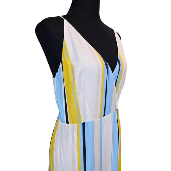 Yumi Kim Striped V-Neck Wrap Full Length Maxi Dress Medium White Spaghetti Strap - Picture 8 of 14